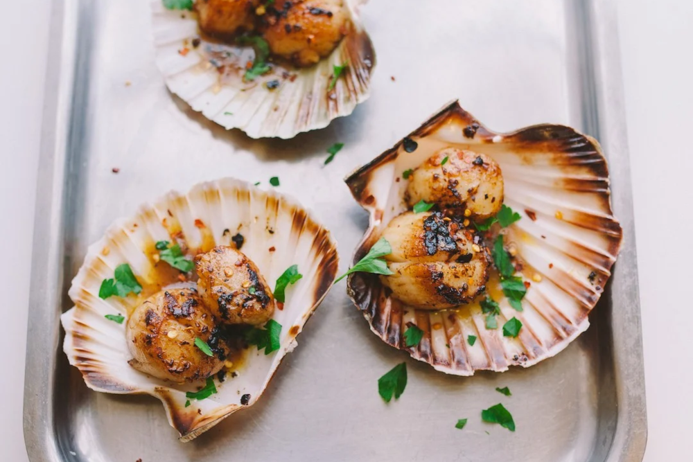 Pan-Fried Scallops with Chilli Flakes
