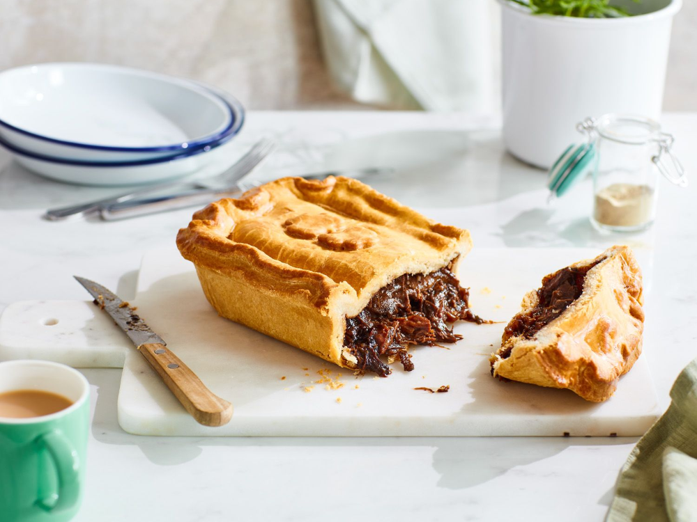 Slow Braised Mutton, Smoked Garlic & Rosemary Pie (750g)