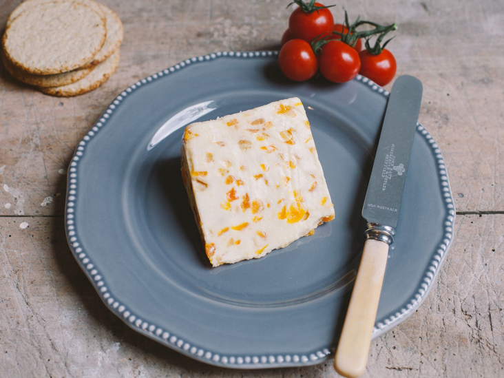 Long Clawson's Sunburst - White Stilton with Apricot (168g)