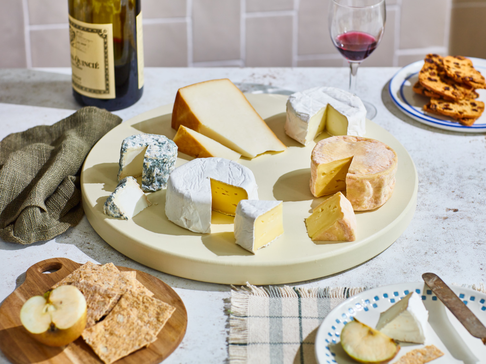 Roger's Somerset Cheeseboard (800g)