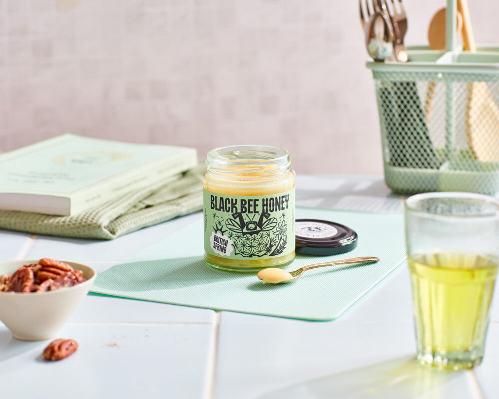 Black Bee Spring Honey (227g)