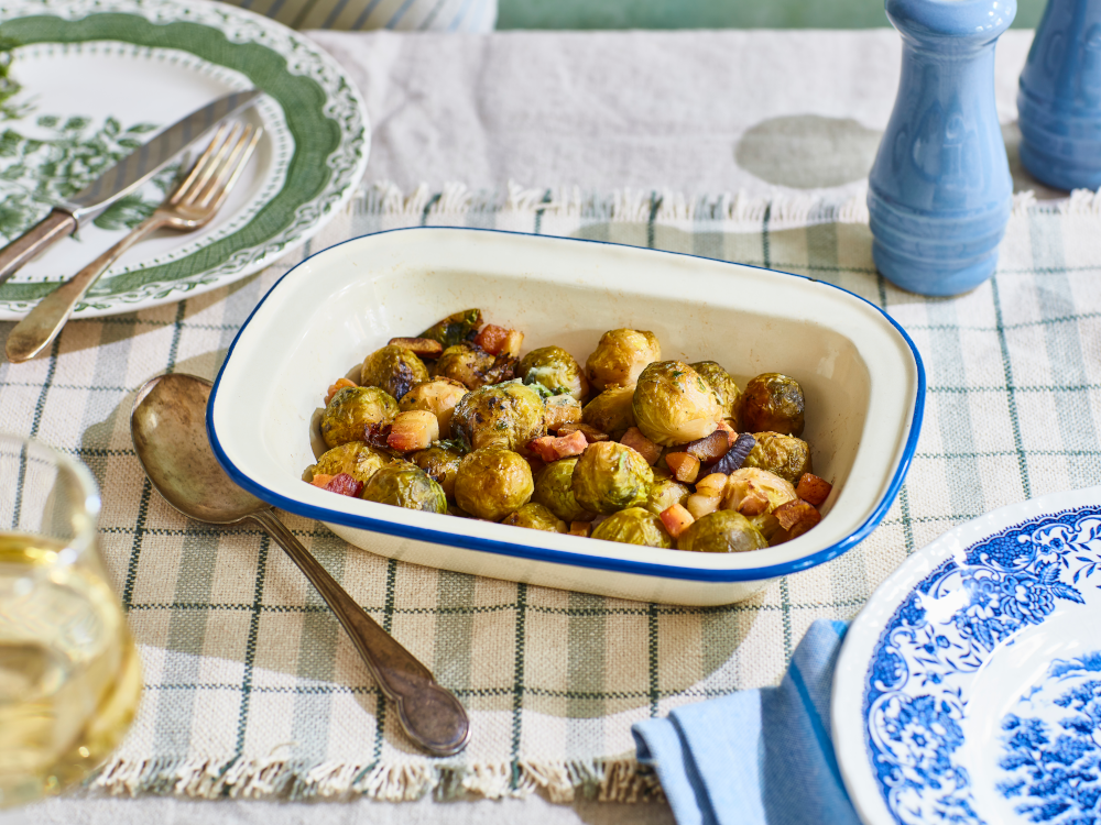Charred Brussels Sprouts with Maple Bacon & Chestnuts (400g)
