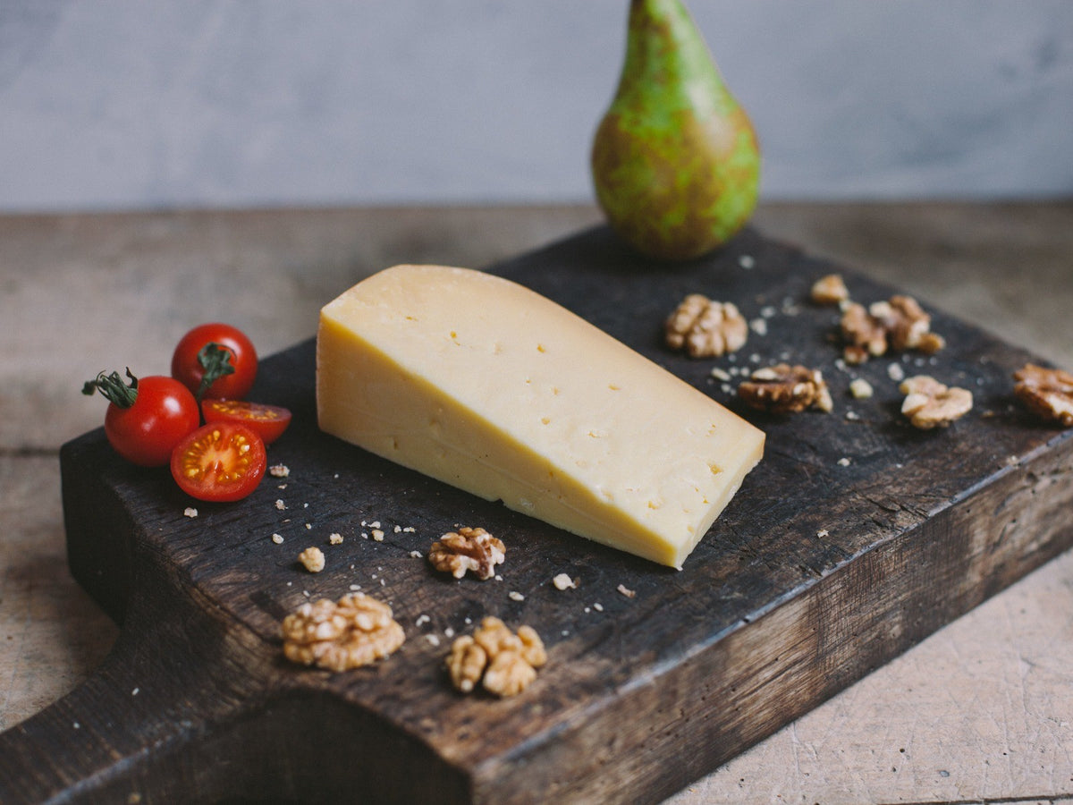 Semi Mature Cornish Gouda (180g)