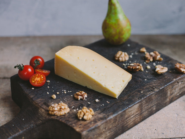 Semi Mature Cornish Gouda (180g)