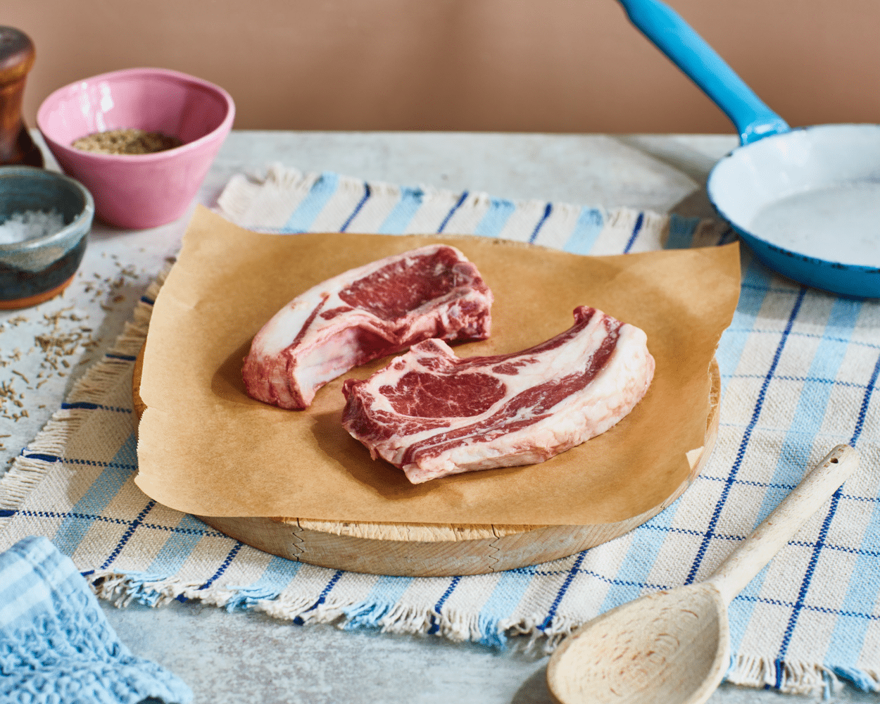 Lamb Loin Chops, Pack of 2 (240g)