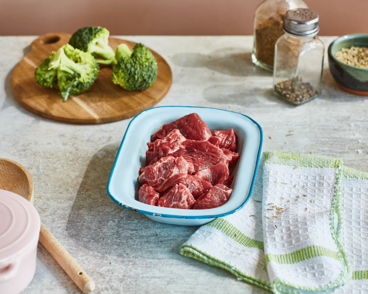 Diced Lamb (284g)