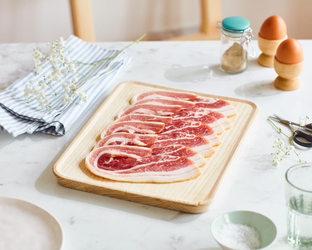 Dry Cured Smoked Streaky Bacon (240g)