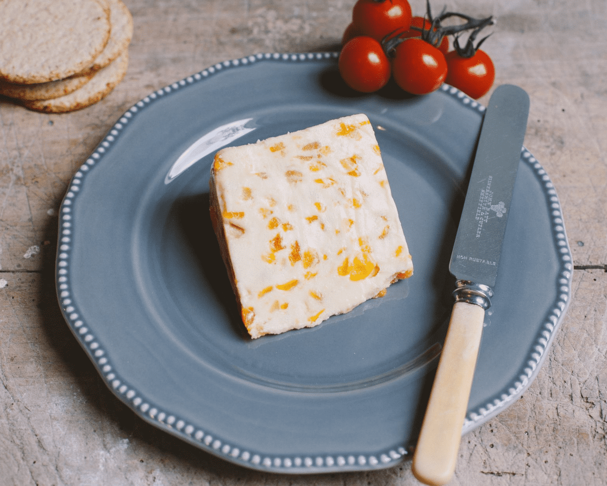 Long Clawson's Sunburst - White Stilton with Apricot (168g)