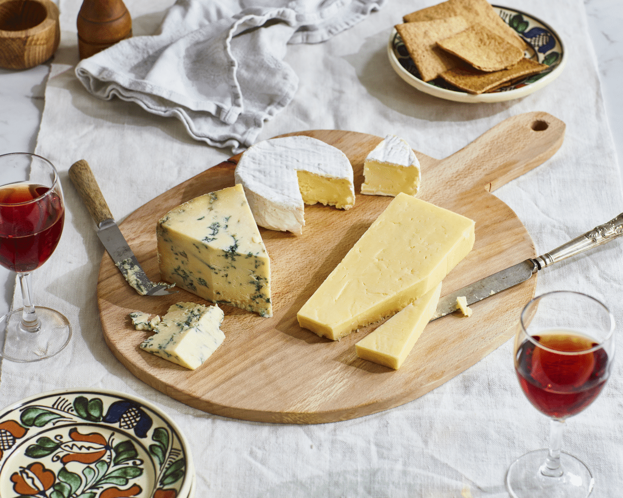 Traditional English Cheese & Charcuterie Gift Box