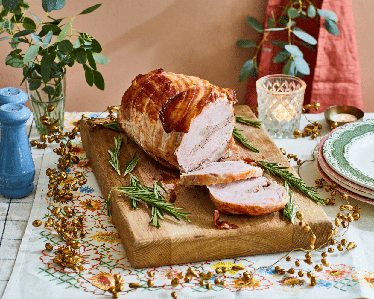 Sous Vide Turkey Breast with Sage & Onion Pork Stuffing (1kg)