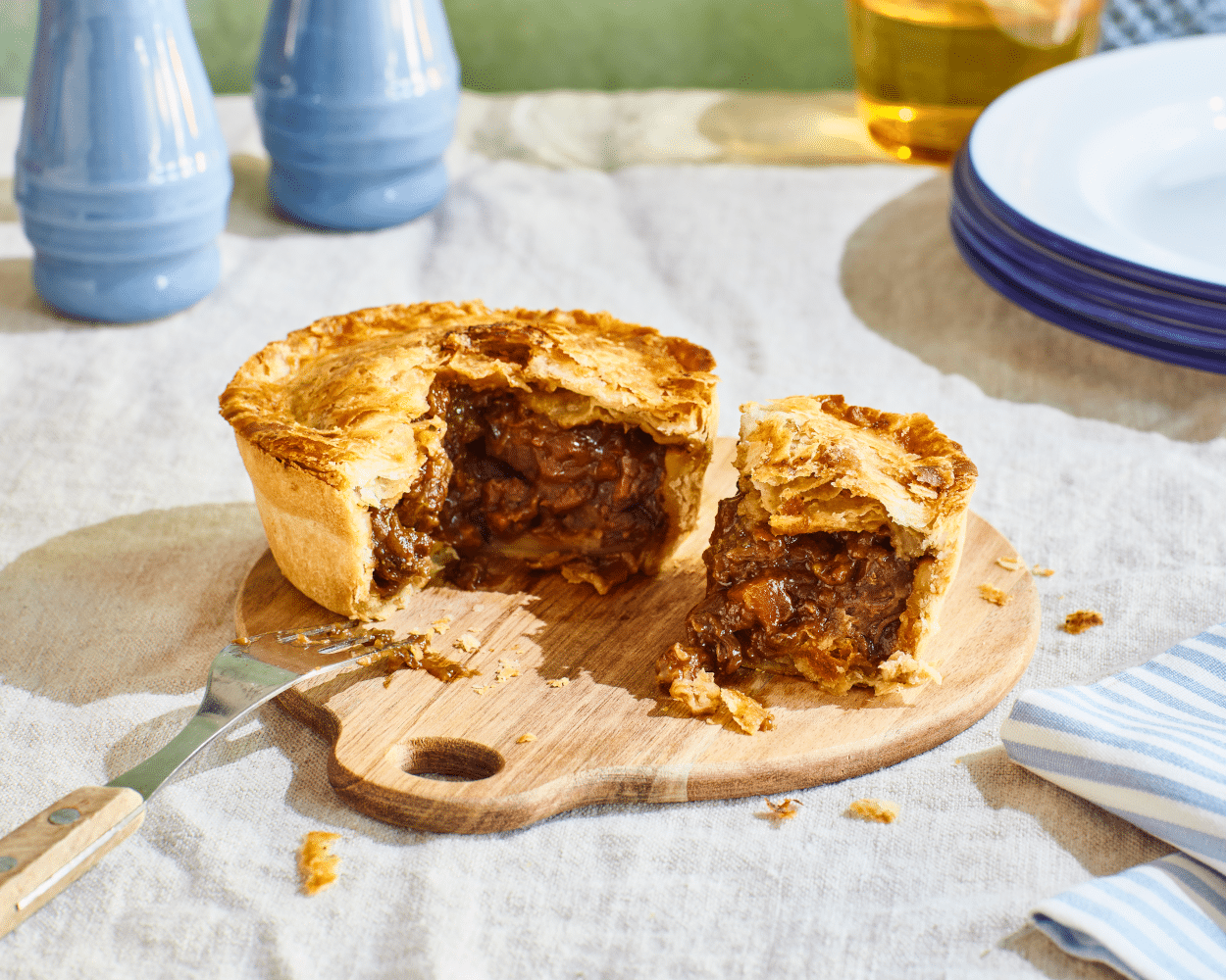 Mistle Moo: Steak, Bacon & Port Pie (255g)